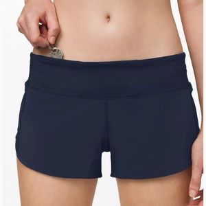 Like New Lululemon Speed Up Low-Rise Lined Short 2.5”, Sz 8